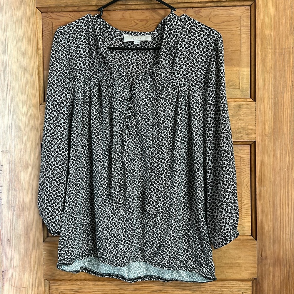 Dressy Loft Top -Large, Like New